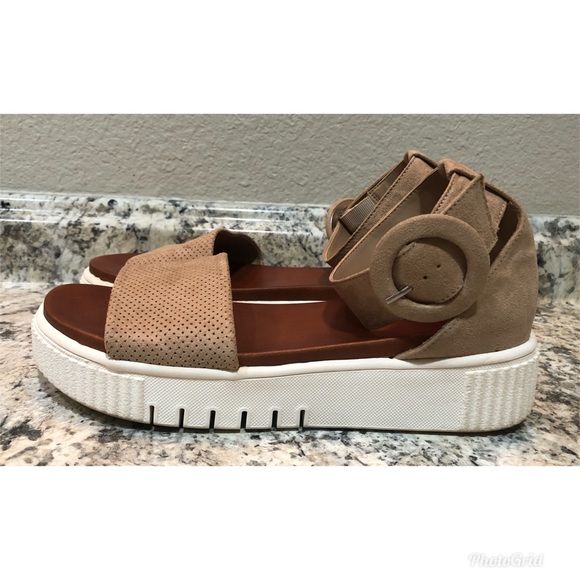 MIA Shoes - Women’s MIA platform sandals